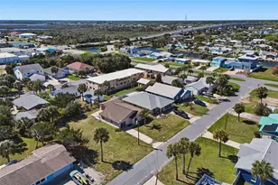 309 N 4th St, Flagler Beach, FL 32136 - Photo 37