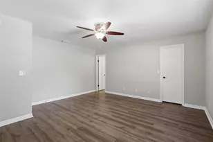 2009 Umbrella Tree Dr, Edgewater, FL 32141 - Photo 27