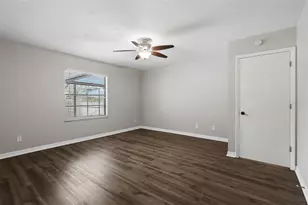 2009 Umbrella Tree Dr, Edgewater, FL 32141 - Photo 31