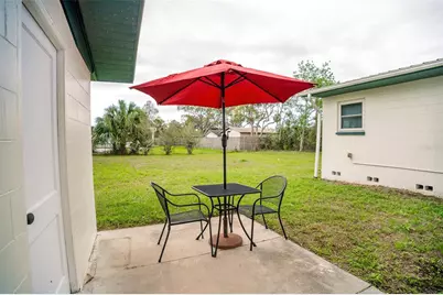 121 Leon Avenue, Deland, FL 32720 - Photo 15