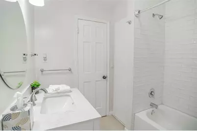 121 Leon Avenue, Deland, FL 32720 - Photo 21