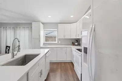 205 S Sparkman Avenue, Orange City, FL 32763 - Photo 7