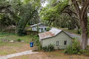 520 Desoto, De Leon Springs, FL 32130 - Photo 23