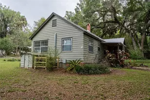 520 Desoto, De Leon Springs, FL 32130 - Photo 33