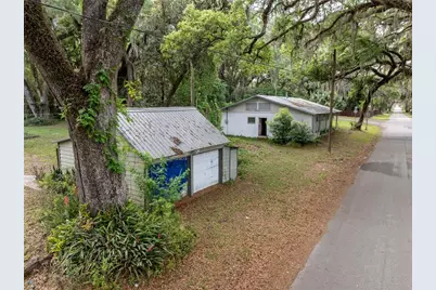 520 Desoto, De Leon Springs, FL 32130 - Photo 3