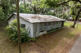 520 Desoto, De Leon Springs, FL 32130 - Photo 25