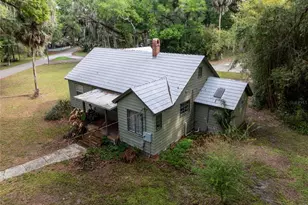 520 Desoto, De Leon Springs, FL 32130 - Photo 17