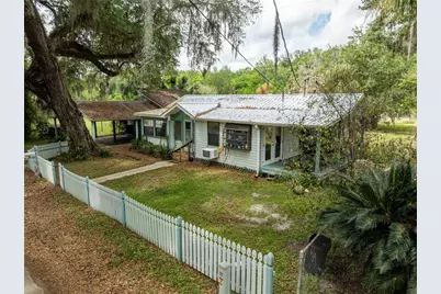 5560 Park Avenue, De Leon Springs, FL 32130 - Photo 1