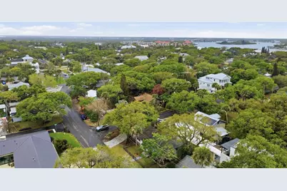 306 S Pine Street, New Smyrna Beach, FL 32169 - Photo 9