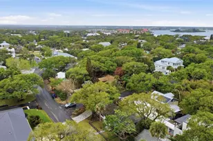 306 S Pine St, New Smyrna Beach, FL 32169 - Photo 9