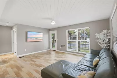 306 S Pine Street, New Smyrna Beach, FL 32169 - Photo 15