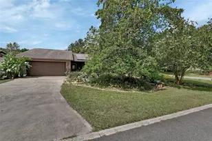 890 Lancaster Rd, Deland, FL 32720 - Photo 33