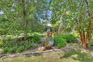 890 Lancaster Rd, Deland, FL 32720 - Photo 35