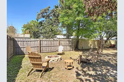 624 W New York Avenue, Lake Helen, FL 32744 - Photo 3