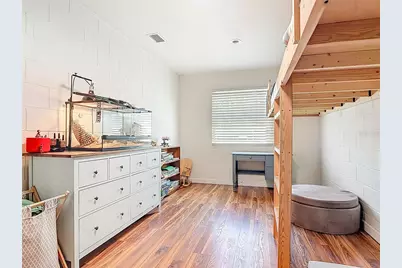 624 W New York Avenue, Lake Helen, FL 32744 - Photo 17