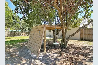 624 W New York Avenue, Lake Helen, FL 32744 - Photo 7