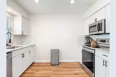 624 W New York Avenue, Lake Helen, FL 32744 - Photo 11