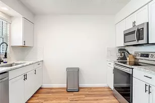 624 W New York Ave, Lake Helen, FL 32744 - Photo 11