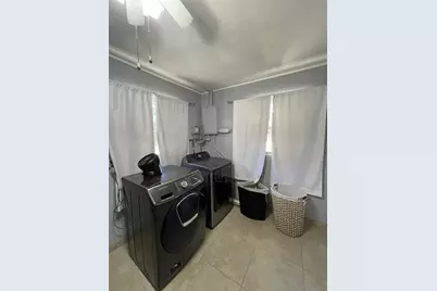 906 E Michigan Avenue, Deland, FL 32724 - Photo 31