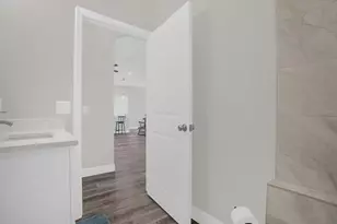 250 S Virginia Ave, Deland, FL 32724 - Photo 17