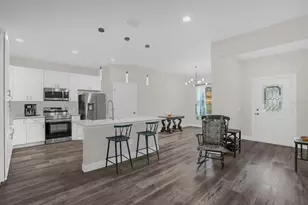 250 S Virginia Ave, Deland, FL 32724 - Photo 5