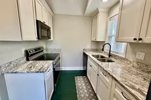 534 W Pennsylvania Ave, Deland, FL 32720 - Photo 9