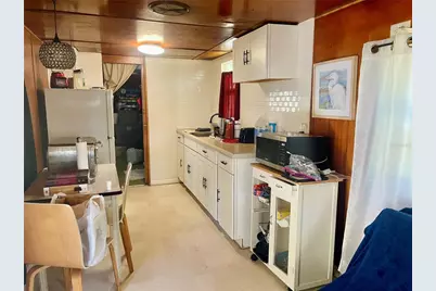 5075 Central Avenue, De Leon Springs, FL 32130 - Photo 15