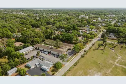 321 W Pennsylvania Avenue, Deland, FL 32720 - Photo 35