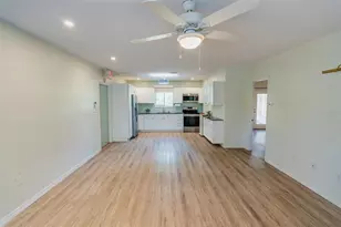 321 W Pennsylvania Ave, Deland, FL 32720 - Photo 9