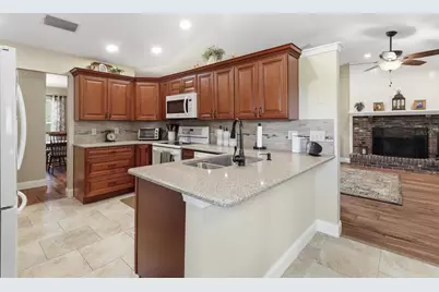 407 Glen Abbey Lane, Debary, FL 32713 - Photo 9