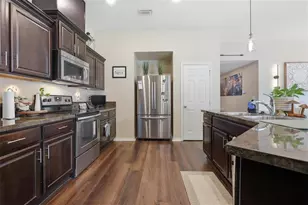 656 Carya Ct, Deland, FL 32724 - Photo 9