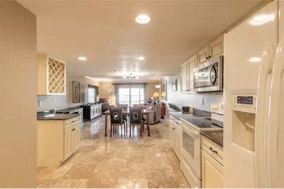 3131 S Ridgewood Avenue #101, South Daytona, FL 32119 - Photo 11