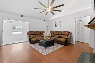 731 Edgewild Ct, Orange City, FL 32763 - Photo 17