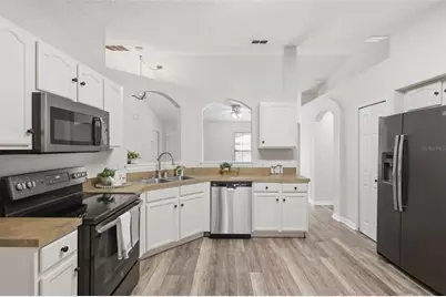 415 Deanna Circle, Deland, FL 32724 - Photo 13