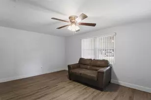 8 Angeles Rd, Debary, FL 32713 - Photo 25