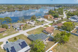 2431 Weatherford Dr, Deltona, FL 32738 - Photo 31