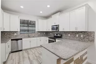 1341 Shinnecock Hills Dr, Davenport, FL 33896 - Photo 19