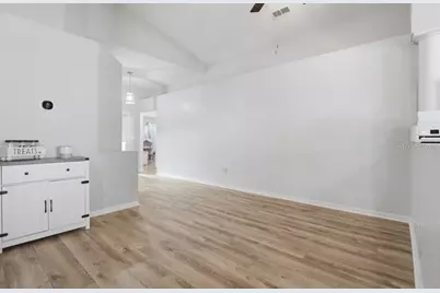 656 Swan Range Road, Orange City, FL 32763 - Photo 5