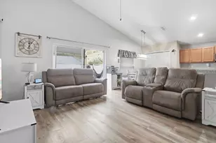 656 Swan Range Rd, Orange City, FL 32763 - Photo 13