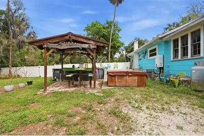 460 Alhambra Avenue, De Leon Springs, FL 32130 - Photo 11