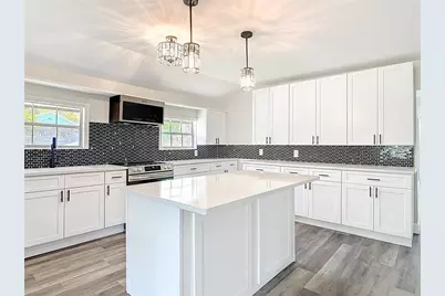 265 Newcomb Street, New Smyrna Beach, FL 32168 - Photo 7