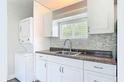 265 Newcomb Street, New Smyrna Beach, FL 32168 - Photo 35