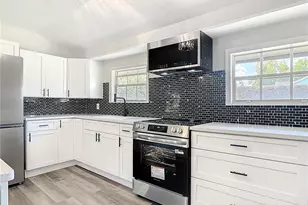 265 Newcomb St, New Smyrna Beach, FL 32168 - Photo 11