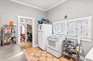 205 E Voorhis Ave, Deland, FL 32724 - Photo 29