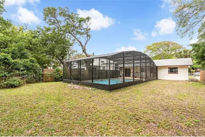 805 E 11th Avenue, New Smyrna Beach, FL 32169 - Photo 21