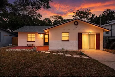 805 E 11th Avenue, New Smyrna Beach, FL 32169 - Photo 1