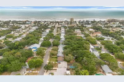 805 E 11th Avenue, New Smyrna Beach, FL 32169 - Photo 23