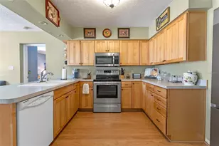 7484 Redbud Ln, Brooksville, FL 34601 - Photo 5