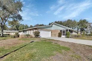 2400 S Glen Eagles Dr, Deland, FL 32724 - Photo 1
