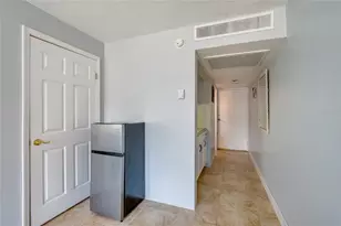 219 S Atlantic Ave, Daytona Beach, FL 32118 - Photo 7